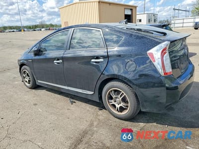 Drugie zdjęcie samochodu z przodu: 2014 TOYOTA PRIUS TWO VIN:JTDKN3DU1E0357171 - miniatura