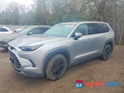 2024 TOYOTA GRAND HIGHLANDER XLE 5TDAAAB57RS069097 - główne zdjęcie licytacji z USA - miniatura