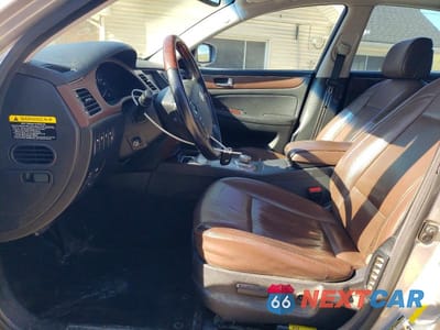 Zdjęcie 7 z 11 samochodu: 2011 HYUNDAI GENESIS 4.6L V8 VIN:KMHGC4DF0BU125910 - miniatura