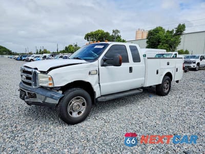 Drugie zdjęcie samochodu z przodu: 2006 FORD F350 SUPER DUTY UTILITY / SERVICE TRUCK VIN:1FDSX35566EB93482 - miniatura