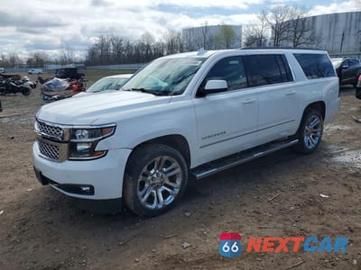 2017 CHEVROLET SUBURBAN K1500 LT 1GNSKHKC6HR405612 - główne zdjęcie licytacji z USA - miniatura