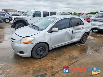 2007 TOYOTA YARIS JTDBT923X71021180 - główne zdjęcie licytacji z USA - miniatura