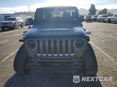 Piąte zdjęcie samochodu w środku: 2021 JEEP WRANGLER UNLIMITED SAHARA 4XE VIN:1C4JJXP65MW749934 - miniatura