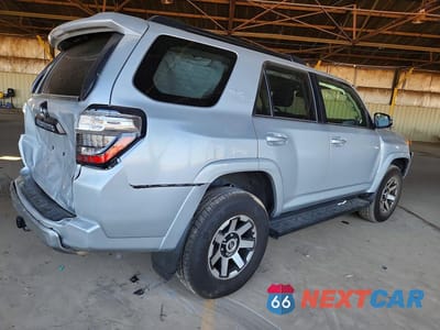 Trzecie zdjęcie samochodu z tyłu: 2023 TOYOTA 4RUNNER TRD OFF-ROAD PREMIUM VIN:JTERU5JR4P6134504 - miniatura