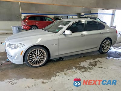 2013 BMW 528 XI WBAXH5C55DD108413 - główne zdjęcie licytacji z USA - miniatura
