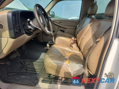 Zdjęcie 7 z 12 samochodu: 2005 CHEVROLET SILVERADO C1500 VIN:1GCEC14V35Z112738 - miniatura