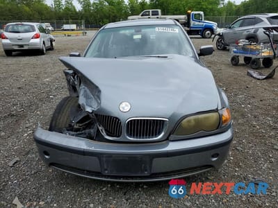 Piąte zdjęcie samochodu w środku: 2004 BMW 325 XI VIN:WBAEU33434PR08768 - miniatura