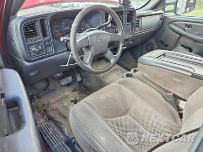 Zdjęcie 8 z 12 samochodu: 2007 CHEVROLET SILVERADO C2500 HEAVY DUTY VIN:1GBHC29U07E110639 - miniatura