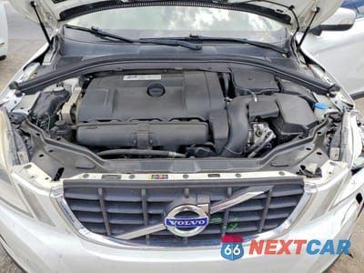 Zdjęcie 12 z 13 samochodu: 2013 VOLVO XC60 3.2 VIN:YV4952DLXD2418453 - miniatura