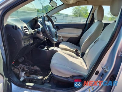 Zdjęcie 7 z 13 samochodu: 2017 MITSUBISHI MIRAGE G4 ES VIN:ML32F3FJ9HHF13775 - miniatura