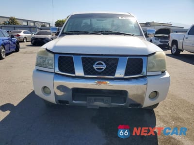 Piąte zdjęcie samochodu w środku: 2006 NISSAN TITAN XE VIN:1N6AA07A26N548185 - miniatura