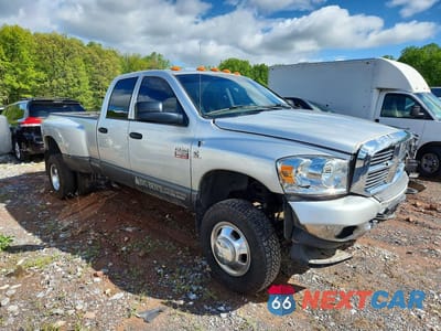 Czwarte zdjęcie samochodu z boku: 2008 DODGE RAM 3500 ST VIN:3D7MX48A98G195997 - miniatura