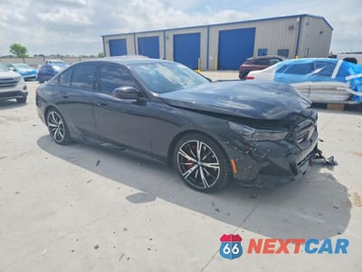 Czwarte zdjęcie samochodu z boku: 2025 BMW I5 M60 VIN:WBY43FK09SCV94631 - miniatura