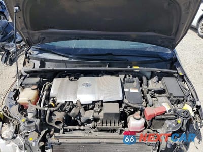 Zdjęcie 11 z 13 samochodu: 2016 TOYOTA PRIUS FOUR VIN:JTDKARFU7G3517731 - miniatura