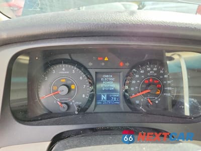 Zdjęcie 9 z 13 samochodu: 2017 TOYOTA SIENNA LE VIN:5TDKZ3DCXHS816680 - miniatura