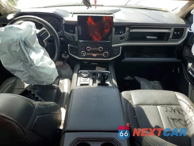 Zdjęcie 8 z 13 samochodu: 2024 FORD EXPEDITION MAX XLT VIN:1FMJK1H84REA05521 - miniatura