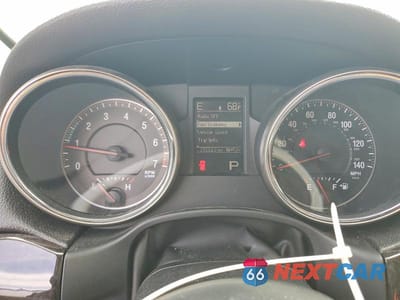 Zdjęcie 9 z 12 samochodu: 2013 JEEP GRAND CHEROKEE LAREDO VIN:1C4RJEAG7DC558378 - miniatura