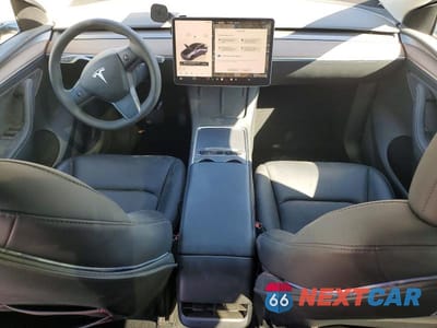Zdjęcie 8 z 12 samochodu: 2024 TESLA MODEL Y VIN:7SAYGDED0RF083822 - miniatura