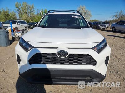 Piąte zdjęcie samochodu w środku: 2019 TOYOTA RAV4 LE VIN:2T3H1RFV7KC021077 - miniatura