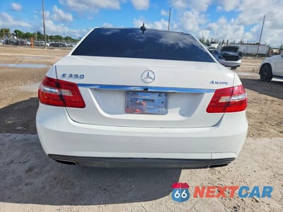 Zdjęcie 6 z 11 samochodu: 2013 MERCEDES-BENZ E 350 4MATIC VIN:WDDHF8JB8DA696502 - miniatura