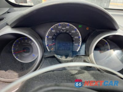 Zdjęcie 9 z 11 samochodu: 2009 HONDA FIT SPORT VIN:JHMGE88659S040114 - miniatura