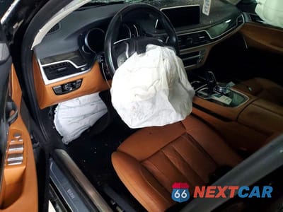 Zdjęcie 8 z 12 samochodu: 2019 BMW 750 I VIN:WBA7F0C52KGM24680 - miniatura