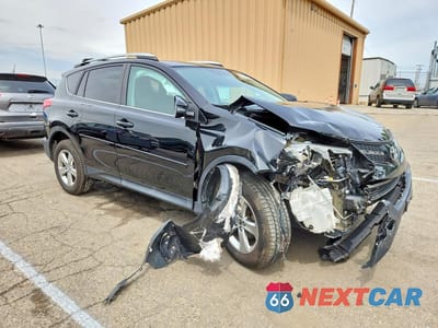 Czwarte zdjęcie samochodu z boku: 2015 TOYOTA RAV4 XLE VIN:2T3RFREV6FW296130 - miniatura