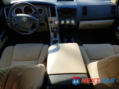 Zdjęcie 8 z 11 samochodu: 2010 TOYOTA TUNDRA GRADE VIN:5TFDW5F10AX156528 - miniatura