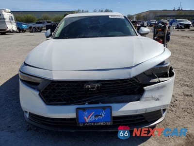 Piąte zdjęcie samochodu w środku: 2023 HONDA ACCORD EX VIN:1HGCY1F34PA049169 - miniatura