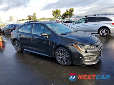 Czwarte zdjęcie samochodu z boku: 2020 TOYOTA COROLLA SE VIN:5YFS4RCE9LP034893 - miniatura