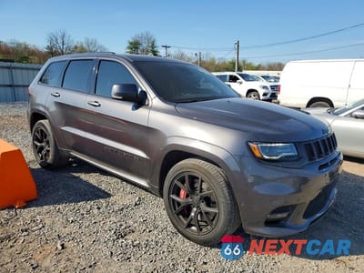 Czwarte zdjęcie samochodu z boku: 2021 JEEP GRAND CHEROKEE SRT-8 VIN:1C4RJFDJ1MC561127 - miniatura