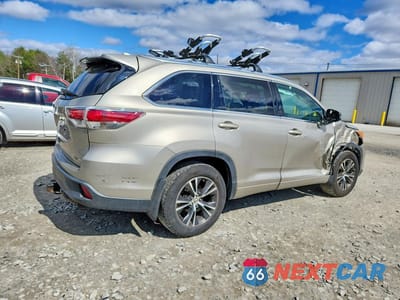 Trzecie zdjęcie samochodu z tyłu: 2016 TOYOTA HIGHLANDER XLE VIN:5TDJKRFH4GS254804 - miniatura