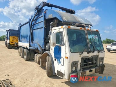 2016 MACK LEU613 REFUSE TRUCK 1M2AU04C8GM010674 - główne zdjęcie licytacji z USA - miniatura