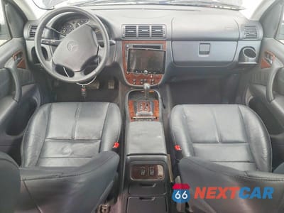 Zdjęcie 8 z 13 samochodu: 2000 MERCEDES-BENZ ML 320 VIN:4JGAB54E2YA165891 - miniatura