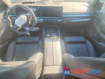 Zdjęcie 8 z 12 samochodu: 2024 BMW I5 EDRIVE 40 VIN:WBY33FK02RCS21145 - miniatura