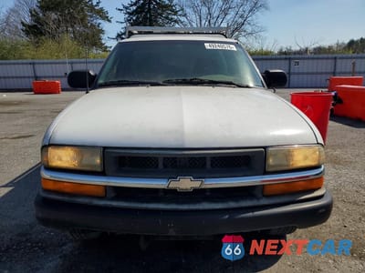 Piąte zdjęcie samochodu w środku: 2003 CHEVROLET S TRUCK S10 VIN:1GCCS14H138241973 - miniatura