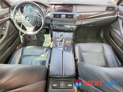 Zdjęcie 8 z 12 samochodu: 2016 BMW 528 I VIN:WBA5A5C57GG350909 - miniatura