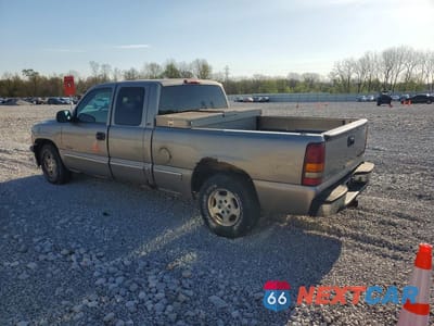 Drugie zdjęcie samochodu z przodu: 2000 CHEVROLET SILVERADO C1500 VIN:2GCEC19T2Y1370883 - miniatura