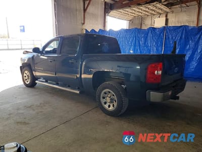 Drugie zdjęcie samochodu z przodu: 2007 CHEVROLET SILVERADO C1500 CREW CAB VIN:2GCEC13C371720870 - miniatura