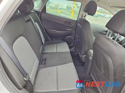 Zdjęcie 10 z 12 samochodu: 2019 HYUNDAI KONA SE VIN:KM8K12AA3KU311325 - miniatura
