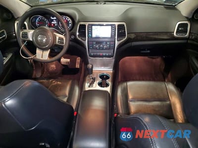 Zdjęcie 8 z 13 samochodu: 2013 JEEP GRAND CHEROKEE LAREDO VIN:1C4RJFAG6DC502826 - miniatura