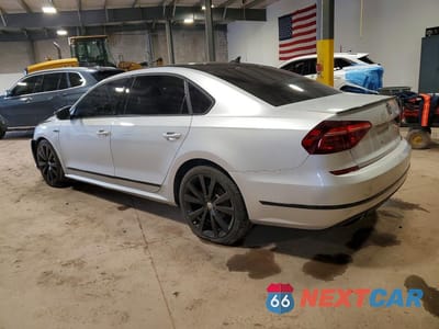 Drugie zdjęcie samochodu z przodu: 2018 VOLKSWAGEN PASSAT GT VIN:1VWJM7A39JC051441 - miniatura