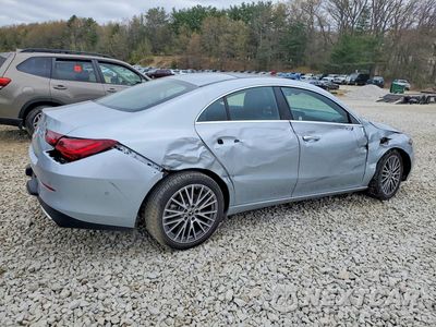 Trzecie zdjęcie samochodu z tyłu: 2025 MERCEDES-BENZ CLA 250 VIN:W1K5J4GB0SN557925 - miniatura