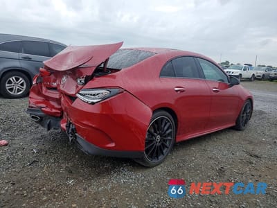 Trzecie zdjęcie samochodu z tyłu: 2021 MERCEDES-BENZ CLA 250 VIN:W1K5J4GB0MN211005 - miniatura