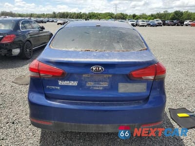 Zdjęcie 6 z 11 samochodu: 2017 KIA FORTE LX VIN:3KPFK4A72HE078094 - miniatura