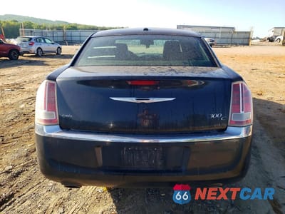 Zdjęcie 6 z 12 samochodu: 2011 CHRYSLER 300C VIN:2C3CK6CT8BH515458 - miniatura
