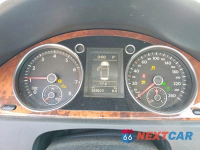 Zdjęcie 9 z 12 samochodu: 2009 VOLKSWAGEN PASSAT VIN:WVWVU93C39E082312 - miniatura