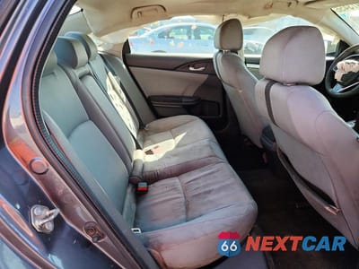 Zdjęcie 10 z 13 samochodu: 2016 HONDA CIVIC EX VIN:2HGFC2F73GH547031 - miniatura