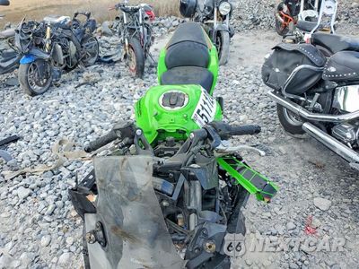 Piąte zdjęcie samochodu w środku: 2024 KAWASAKI EX650 P VIN:ML5EXEP16RDAC5478 - miniatura