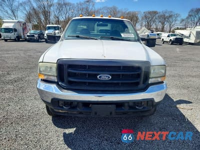 Piąte zdjęcie samochodu w środku: 2003 FORD F450 SUPER DUTY VIN:1FDXF46P93EC82926 - miniatura